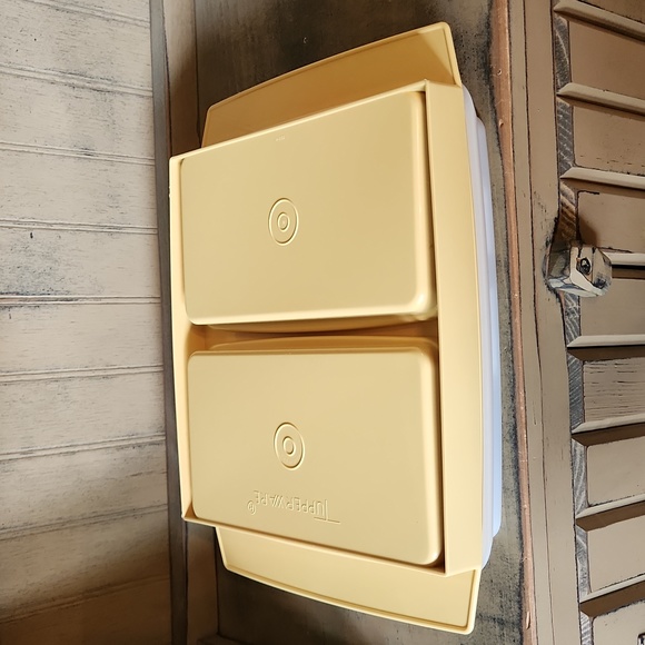 Vintage Tupperware Deviled Egg Holder - Picture 4 of 7